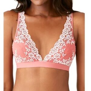 Wacoal Embrace Lace Wire Free Bra - 852191 Pink  Size 32